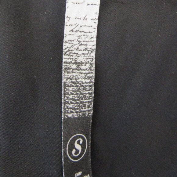 Kensie Faux Wrap Dress - Floral (White Black Red Blue) - Picture 9 of 9